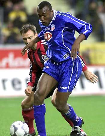 年轻球员更 年轻球员更